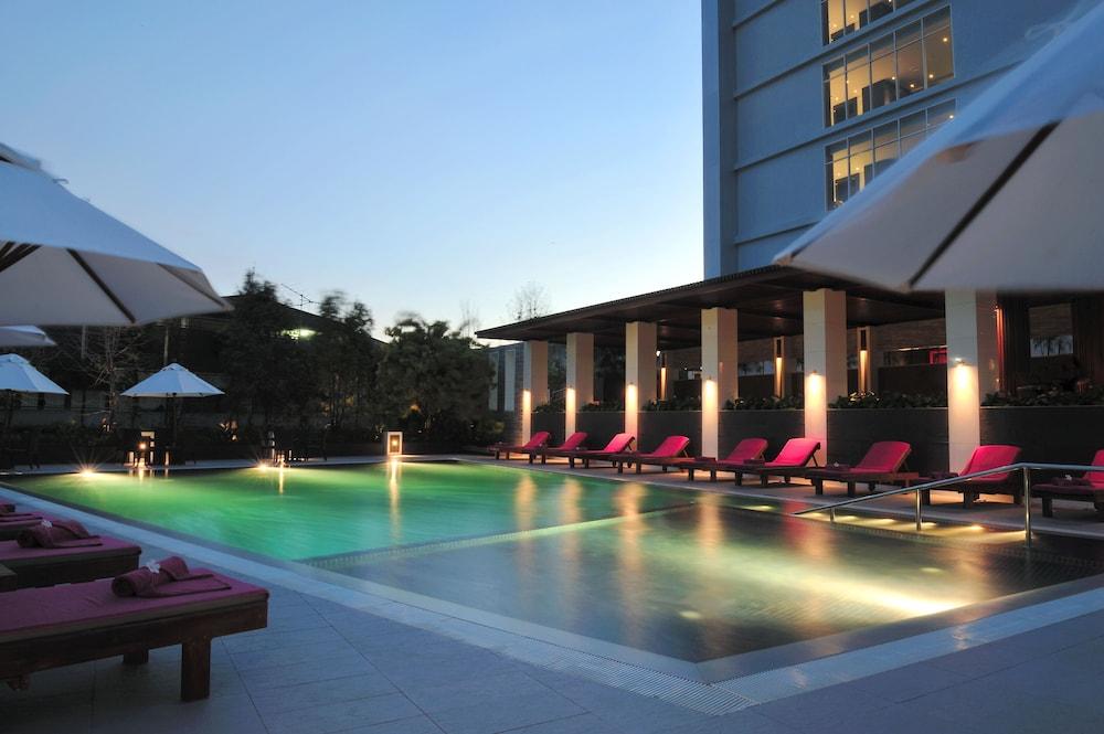 Amaranth Suvarnabhumi Hotel Bangkok Bagian luar foto